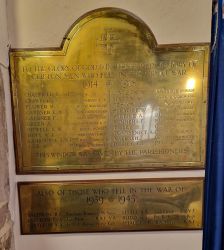 3. WW1  WW2 Plaques